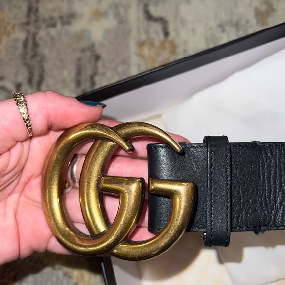 Thick real Gucci belt - Picture 4 of 6